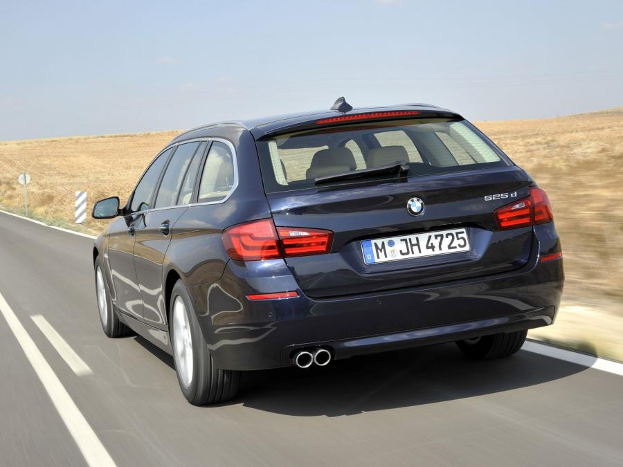  BMW 525d Touring 2011 года  (фото 4 из 4)